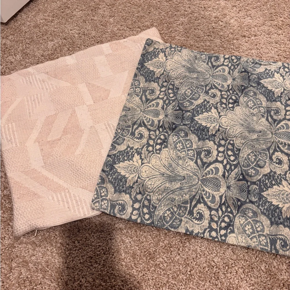 Bundle Pottery Barn/West Elm Pillow Covers - Blue Paisley & Cream Textured 20X20